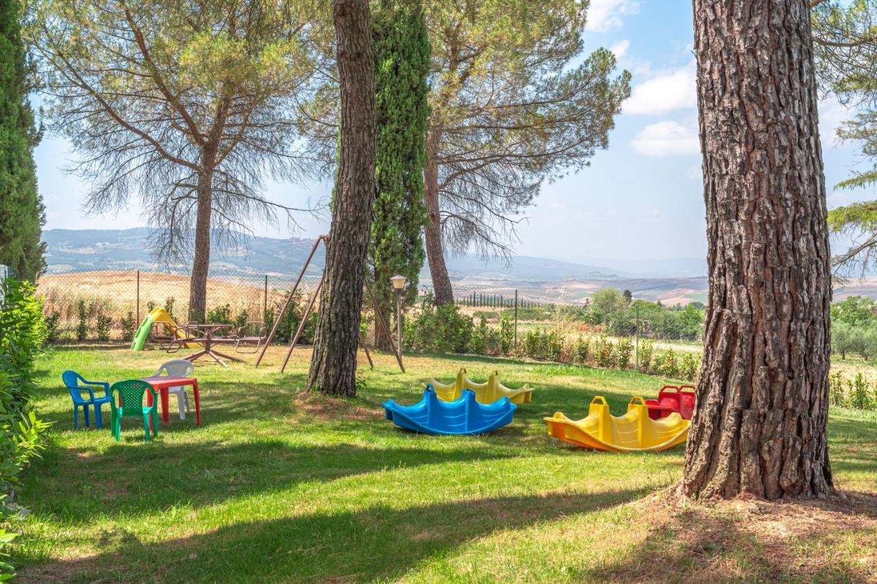 Hotel Palazzuolo San Quirico dʼOrcia Exterior foto